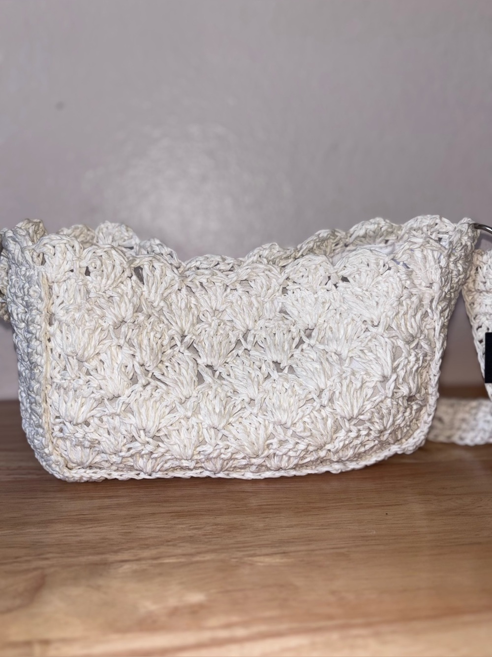 Forever 21 Woman’s Cute, White Crochet Purse, Satchel NWT - Picture 4 of 15